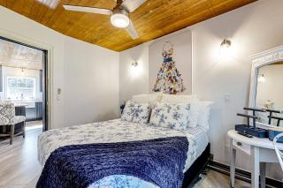 Bluebird Cottage - 1