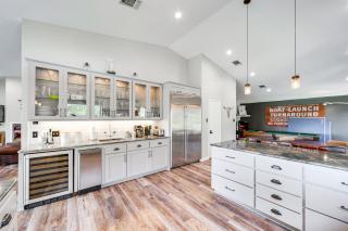 Lakefront Home Hot Tub and Game Room in Spicewood - Spicewood - 1