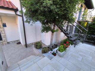 Apartman Maja - Njivice - 3