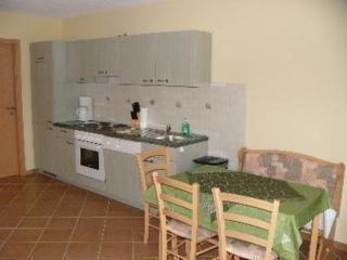 Ferienwohnung mit zwei Schlafzimmern und Terrasse - Saal - 9