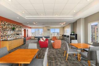 Unique Apartment in a Great Pentagon City Location - Arlington - 3