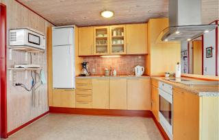 3 Bedroom Lovely Home In Bjert - Binderup Strand - 3