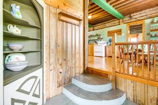 4 Mi to Historic District Calico Rock Cabin! - 6