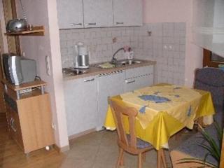 Charmante Ferienwohnung mit Terrasse - Saal - 9