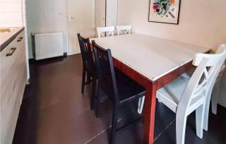 Two-Bedroom Holiday Home In Bruinisse - Bruinisse - 2