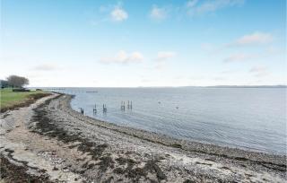 Amazing Home In Aabenraa - 2