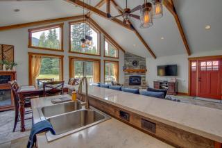Hot Tub and Fire Pit Cle Elum Escape! - Cle Elum - 1