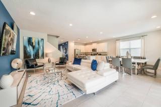 EC442 - Shining Villa with Home Theater at Encore - Orlando - 4