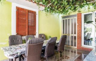 2 Bedroom Cozy Apartment In Pula - Pula - 7