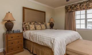 Classic Airy 3 Bdrm Condo with Golf Course Views at Reunion - 3