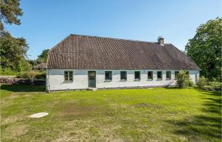 Stunning Home In Haarby With Kitchen - Brunshuse - 1