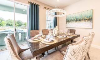 Chic 4 Bdrm Home with Gaming Loft at Encore - Orlando - 2