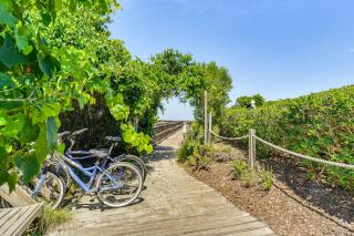 Townhome in Omni Amelia Resort Beach, Pool and Golf - 8