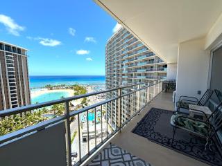 Ilikai Apt 1618 - Spacious 2BR 2BA Unit with Stunning Ocean-Lagoon View - 0