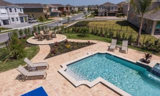 Stunning 5 Bdrm Oasis with Upscale Private Pool at Encore - 0