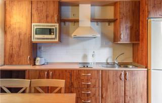 Cozy Apartment In Valencia De Alcantara - La Borrega - 6