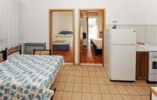 Cozy Apartment In Zadar With Wifi - Zadar - 3