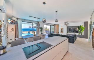 Beautiful Home In Okrug Gornji - Trogir - 4