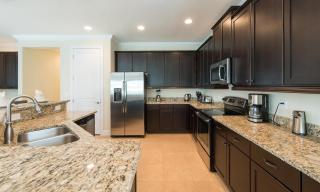 Sumptuous 5 Bdrm Home with Pool at Encore - Orlando - 2