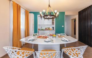 4 Bedroom Cozy Home In Mihatovici - Rošini - 7
