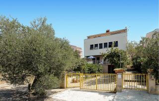 Awesome Apartment In Zadar - Zadar - 3