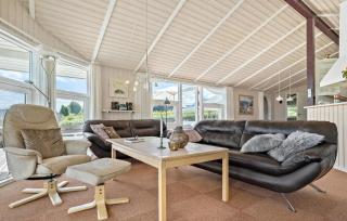 Nice Home In Sjølund With Sauna - Sjølund - 8