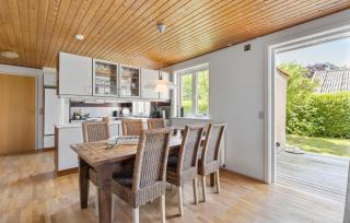 Beautiful Home In Østermarie With Wifi - Østermarie - 5