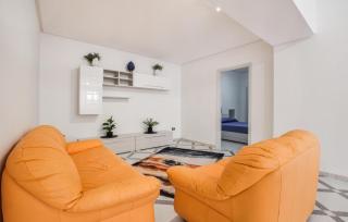 Lovely Apartment In Casteldaccia - Casteldaccia - 2