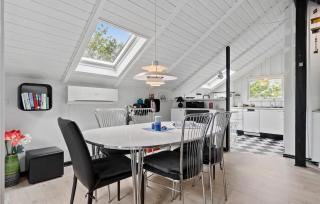 Awesome Home In Skjern With Wifi - 4