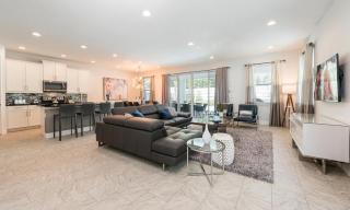 Modern 4 Bdrm Home with Game Room in Encore - Orlando - 4