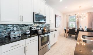 Modern 4 Bdrm Home with Game Room in Encore - Orlando - 1