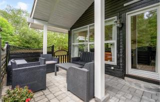 Lovely Home In Hals With Wifi - 1