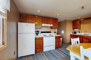 Seaglass Cottage - York - 1