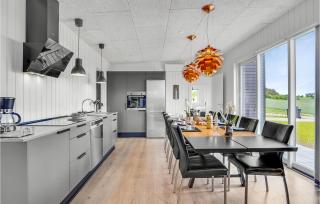 Gorgeous Home In Løgstrup With Kitchen - Løgstrup - 5