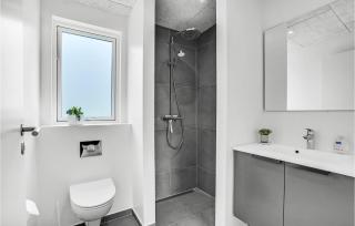 Gorgeous Home In Løgstrup With Kitchen - Løgstrup - 2