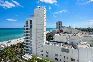 FontaineBleau, Balcony w Ocean plus Bay and City View - Miami Beach - 6