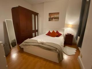 3 bedroom Lauderdale Mansions - London - 8