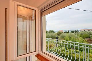 Holiday house with a parking space Kastel Stafilic, Kastela - 23408 - 4