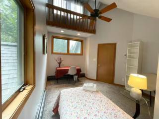 BlossomGlow Residence - Harwinton - 7