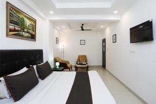Collection O Residency Near Dwarka Sector 21 Metro Station - 1