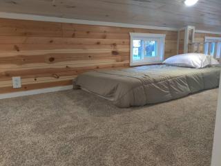 Beautiful Tiny Home Cabin perfect for families! - Jonah - 1
