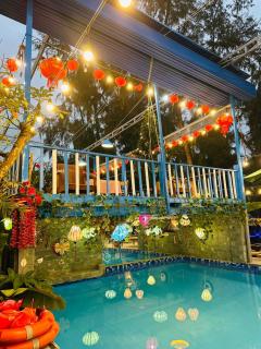 Charming and Spacious Beach Homestay 4 Rooms 1 Pool Entire Palace - Hà Bàng - 9