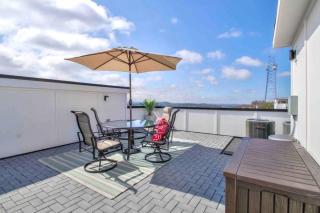 LUXURIOUS MORDEN LOFT Huge Rooftop & Skyline Views - 3