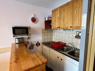 Studio cosy avec terrasse ensoleillée - FR-1-787-26 - Laveissière - 7