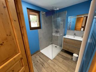 Chalet cosy 50m² avec WiFi à 300m des pistes, 2 chambres, casier à skis, proche gare et navette - FR-1-787-12 - Laveissière - 2