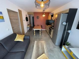 Charmant T3 Neuf avec Balcon, Face Télésiège et Navette Gratuite - FR-1-787-15 - Laveissière - 6
