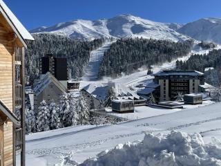 T2 cabine avec balcon, près des pistes - FR-1-787-21 - Laveissière - 1