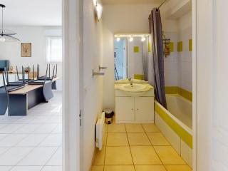 Appartement de charme avec piscine, terrasse, parking, clim et Wi-Fi – à 10 min des plages - FR-1-785-2 - Frontignan - 2