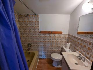 Tiny Wood Cottage 12 - Wasaga Beach - 6
