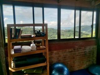 Romantic Loft Escape! Cozy Stay and Free Parking - 2